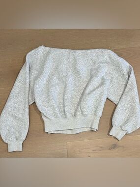 Abercrombie & Fitch Heather Gray Fleece Sweatshirt “Sunday slash top”